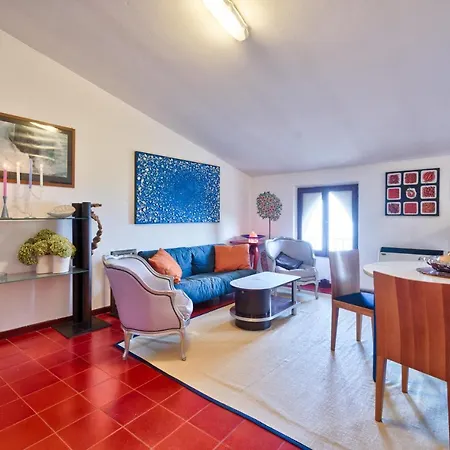 La Casa Dell' Artista Sulle Colline Di *